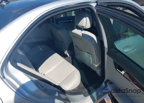 2010 Mercedes-Benz C 300 Luxury/Sport from USA, damaged, VIN WDDGF5EB2AA390184